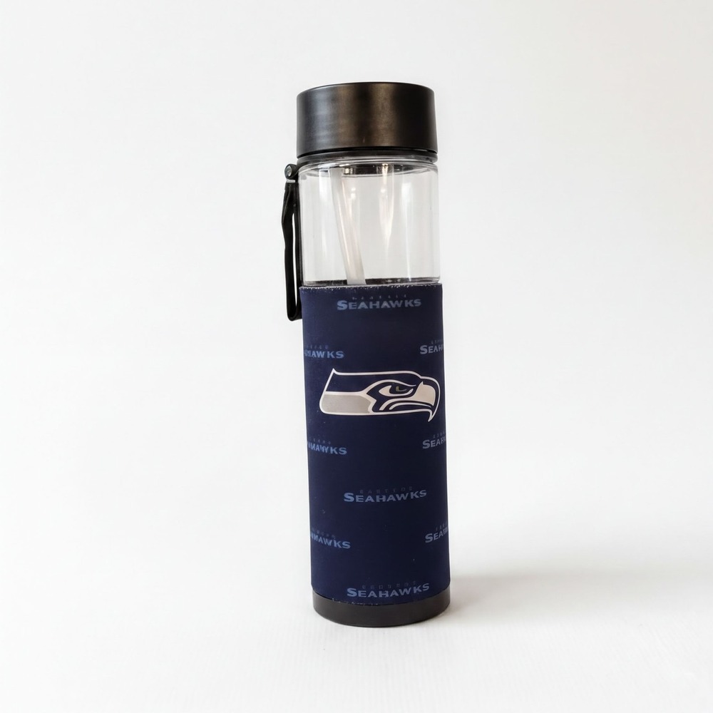 SEATTLE SEAHAWKS 22 oz Water Bottle Blue Plastic Flip Lid Straw Travel BPA Free